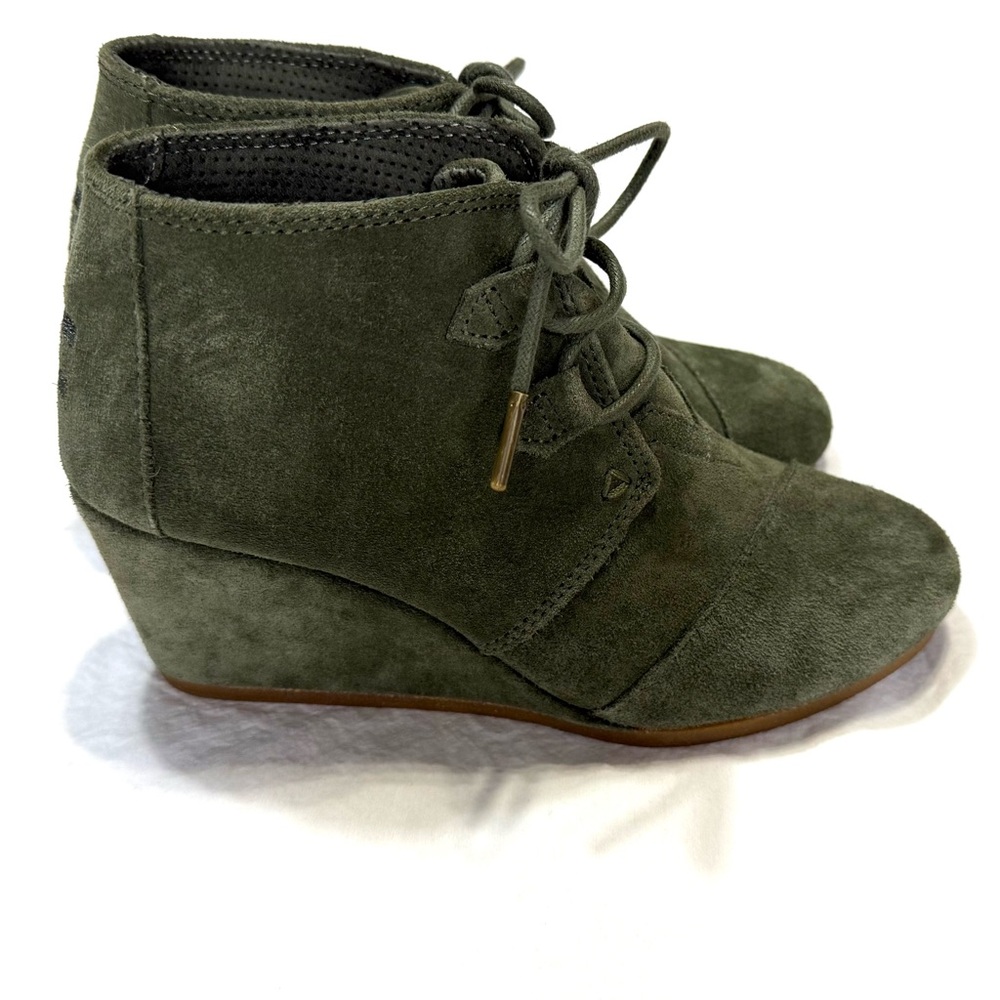 TOMS Olive Suede Wedge Ankle Boots Women Size W6.5